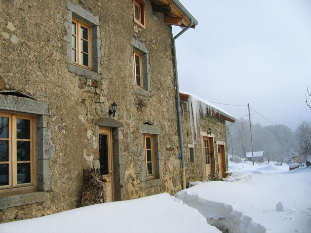 Bed and Breakfast La Ferme Des Genets Medeyrolles Экстерьер фото